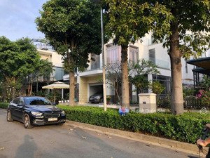 cho thuê biệt thự lucasta làm vp đại diện: mt 20m, 203.5m², 24tr/tháng