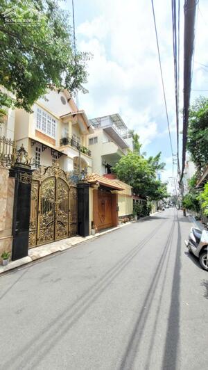 Bán biệt thự ngay Hoàng Hoa Thám,P.13,Q.Tân Bình - 7x20m(CN: 136m2)4 tầng - Gía: 23 tỷ