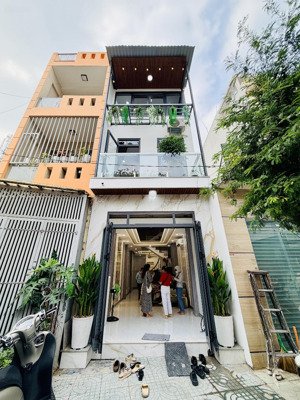 bán nhà mặt tiền 527 nguyễn văn khối 9tỷ9 thương lượng trệt 2 lầu