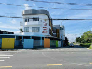 chủ cần bán gấp mặt tiền hồ tri tân, bà rịa