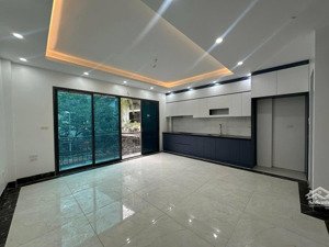 bán nhà mặt phố lạc long quân, giá thỏa thuận, 69m2, uy tín chỉ với