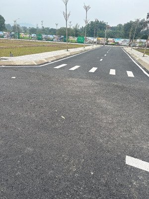 đất cách mặt tiền ql21 đúng 200m giá 2,5 tỷ