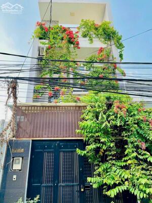 Nhà 3 lầu hẻm xe hơi ngay Chợ Bình Triệu đối diện Đại Học Luật Thủ Đức 65m2 bán 6,x tỷ