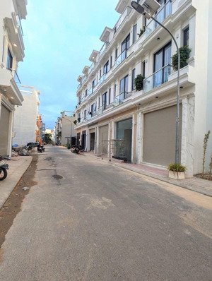 cần bán 60,6 m2 đất thổ cư khu vip đường lê đức thọ, p15, gv, giá 7,6 tỷ