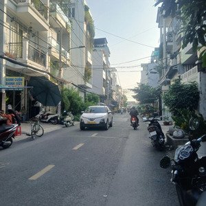 7 tỷ 200 thương lượng, đất mặt tiền khu dân cư lê thành, diện tích : ngan 5 mét - dài 13,75 mét.