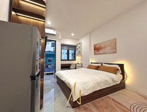 cho thuê chdv mới khai trương ngay cạnh ueh với giá cực hời, nội thất bóc seal 100%