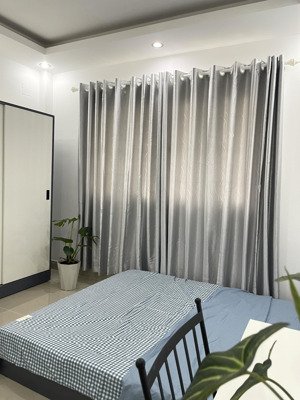 cho thuê phòng đầy đủ nội thất cao cấp sách vali vào ở q1 gần bùi viện