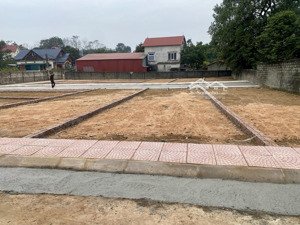 bán đất tuyến 2 đường tỉnh lộ 413 vị trí đẹp, tiềm năng cao. 100m2 giá thương lượng