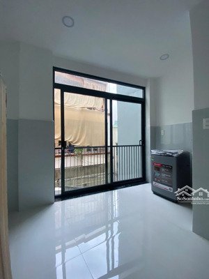 phòng full nội thất siêu ngon cho sinh viên mới 100%