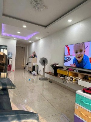 chung cư topaz home, phan văn hơn, q12: 2p ngủ, 70m2, ban công, 7tr