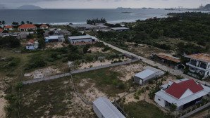 bán đất dốc lết cách biển 100m