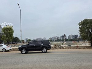 lô đất đấu giá view hồ vườn đào bắc sông thiếp đông anh 114m2 mt 7m