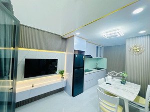 nhà bán gấp - chủ đi định cư bán nhà đường lê văn sỹ, giá ngộp