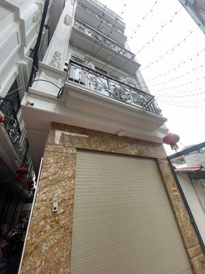bán nhà thượng thanh, long biên - 5 tầng xây mới - ô tô đỗ cổng - bãi gửi xe ô tô cạnh nhà.