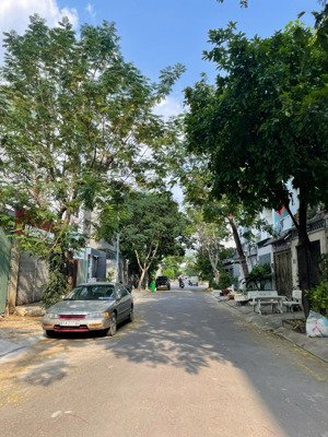 bán gấp nhà đẹp đặng thùy trâm, 3 tầng, 4 pn, đi bộ 200m tới trường đh văn lang cs3, đường rộng 12m