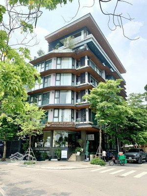 cho thuê nhà phố quan hoa, cầu giấy: 130mx4t, mt9m: làm vp, thẩm mỹ viện, showrom,phòng khám...