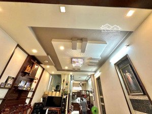 mặt tiền đường trung tâm linh đông. 79 m2 ,4 tầng nội thất cao cấp . ngay chung cư chỉ 9 tỷ