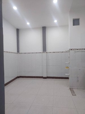 chủ gấp bán giảm sâu từ 6ty5 còn 5,9ty,nhà 2 tầng đường số nguyễn thị định,p. thạnh mỹ lợi