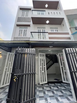 ngay bình trị đông - ngang 6m - rộng rãi đón tết