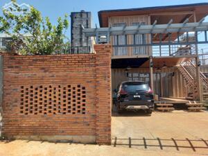 bán nhà vườn nghỉ dưỡng có Farm vườn , tổng diện tích 500 m2 pháp lý sổ hồng đầy đủ, dt sàn nhà 100m2 ,đường rộng xe hơi vào tận nhà , nội thất đầy đủ tiện nghi tại Suối thông B- Đạ ròn –Đơn dương ; ven Đà Lạt