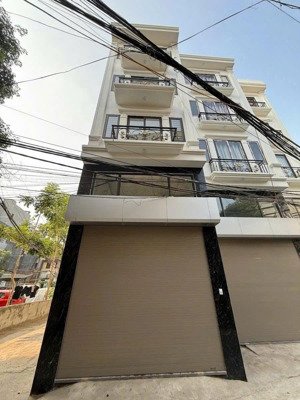 bán căn góc ngay kđt xa la-văn quán oto ngủ trong nhà kinh doanh 40m2x5tầng-mt4.2m nhỉnh 7tỷ