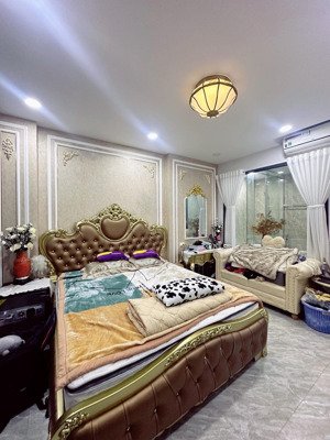 bán nhà quận 8 , tạ quang bửu, chdv 14phòng 4 tầng nhỉnh 11 tỷ 72m2 mặt tiền đường số , 50/tháng