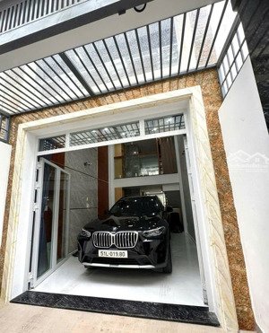 nhà hxh- thang máy- trệt lửng 2 lầu - 4pn - phường 6 - gò vấp