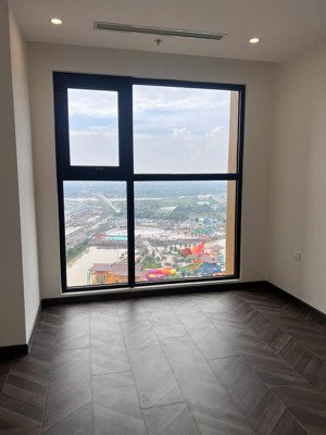 bán căn 2pn 79m2 trực diện công viên 36ha the beverly vinhomes grand park