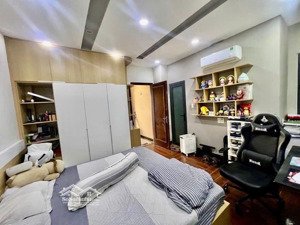 đường số 17 6m sổ hồng chủ ngộp bán 3tỷ5 thanh lý trong tết ngay gigamall cách mặt tiền 100m