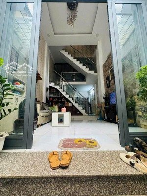 nhà btct 50m2x 4 tầng hxh quang trung gò vấp 5tỷ8