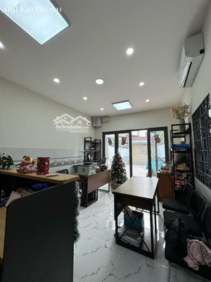 nhà 3 tầng nở hậu đại phát - mặt tiền ngô đức kế - sẵn sàng ở ngay.