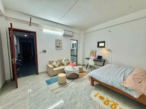 cho thuê ccmn sát mặt đường thiên hiền, mỹ đình chỉ 4.7tr/p