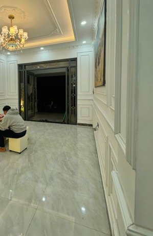 bán nhà tân cổ điển gần ubnd xã long thượng, cần giuộc, long an