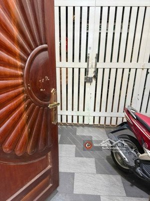 tân bình cách mạng tháng 8 hai bước ra đường lớn, hẻm ô tô to gần bv thống nhất giá 10,5 tỷ