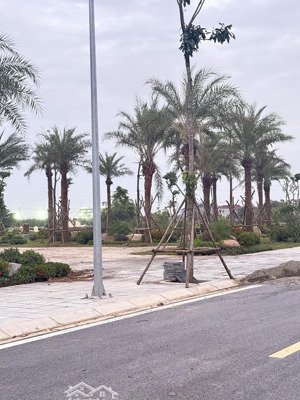 dự án hoàng lý-hả nam-ninh bình mặt tiền 5m diện tích từ 90m phát lý minh bạch, sổ đỏ trao tay , hậ