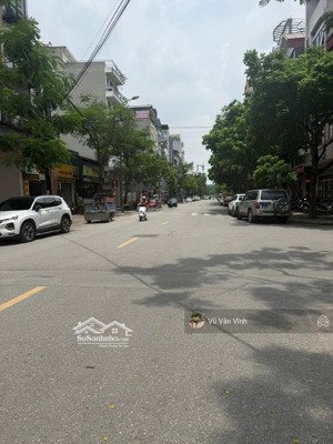 bán đất hiếm phố trạm ngõ ô tô, giá đầu tư, gần mặt phố, 50m2, mặt tiền 4m, giá hơn 9 tỷ.