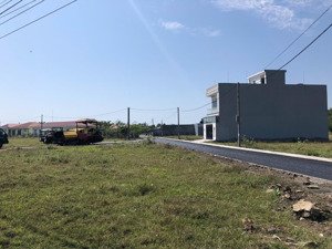 chính chủ tôi cần bán lô đất biển tại chợ yến - kdn biển tuy an