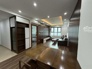 gia đình có thêm thành viên mới cần chuyển sang căn mới diện tích lớn nên cần bán căn 2pn tòa s4