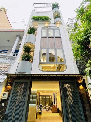 giá tốt nhất đường trần nhân tôn-p2-q10, gần trường cao đẳng kinh tế. 3tỷ5/76m2 đang cho thuê 22tr