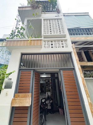 bán nhà 37m2 xây 2 tầng đường lê thúc hoạch, tân phú. gần thpt trần phú. hẻm 5m. sổ riêng