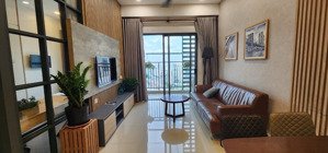 bán căn hộ emerald - 71m2- 2pn-2wc giá 5.3 tỷ bao hết, nhà full nt đẹp, view thoáng mát