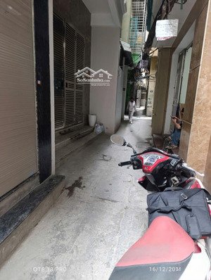 bán gấp mảnh đất 38m2 pháo đài láng, ngõ thông, chỉ 9 tỷ