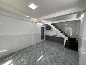 bán nhà trần quang khải quận 1 5.2 tỷ 4 phòng ngủ 26m2 50m ra mặt tiền