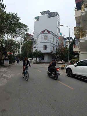 bán nhà xa la, ô tô, nhà đẹp ở luôn 35m2, 3t, 6,75 tỷ.