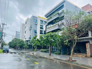 lô góc đường 10m5 bà huyện thanh quan biển mỹ khê duy nhất