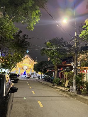 bán gấp lô góc hoàng kế viêm phố tây an thượng đà nẵng 165m2 mặt tiền 7,2m giá 4x tỷ thương lượng