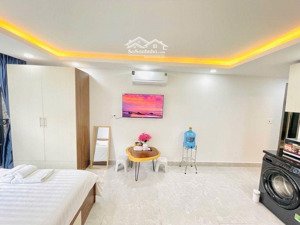 siêu hiếm dòng tiền 10% - chdv 7 tầng 7.5x21m, đối diện khu landmark 81 - nhỉnh 41 tỷ