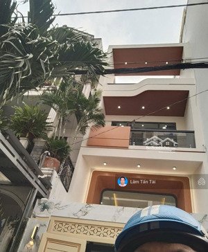 đón tết bính ngọ, mua nhà mới nguyễn hữu tiến, đường 12m vỉa hè, 4 tầng, 10.5 tỷ