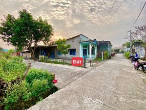 bán đất nền full thổ cư lô góc 2 mặt tiền hẻm xe hơi 2 chiều giá cực tốt rất đáng để a/c quan tâm