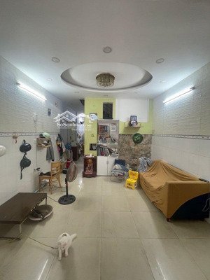 nhà đẹp - lạc long quân - quận 11 - hẻm oto thông - 3 tầng - 50m2 - chỉ 6.x tỷ